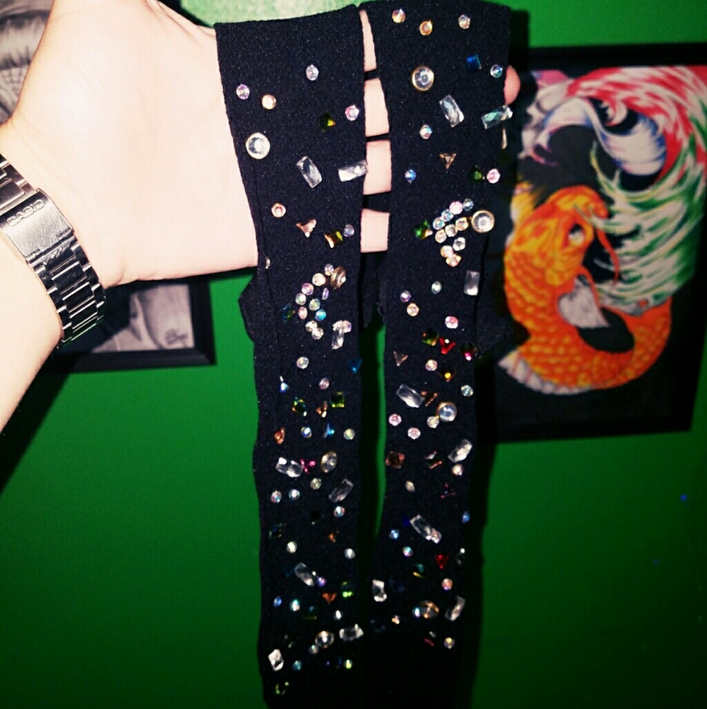 NEW GORGEOUS JEWEL FISHNETS - Picture 8 of 8